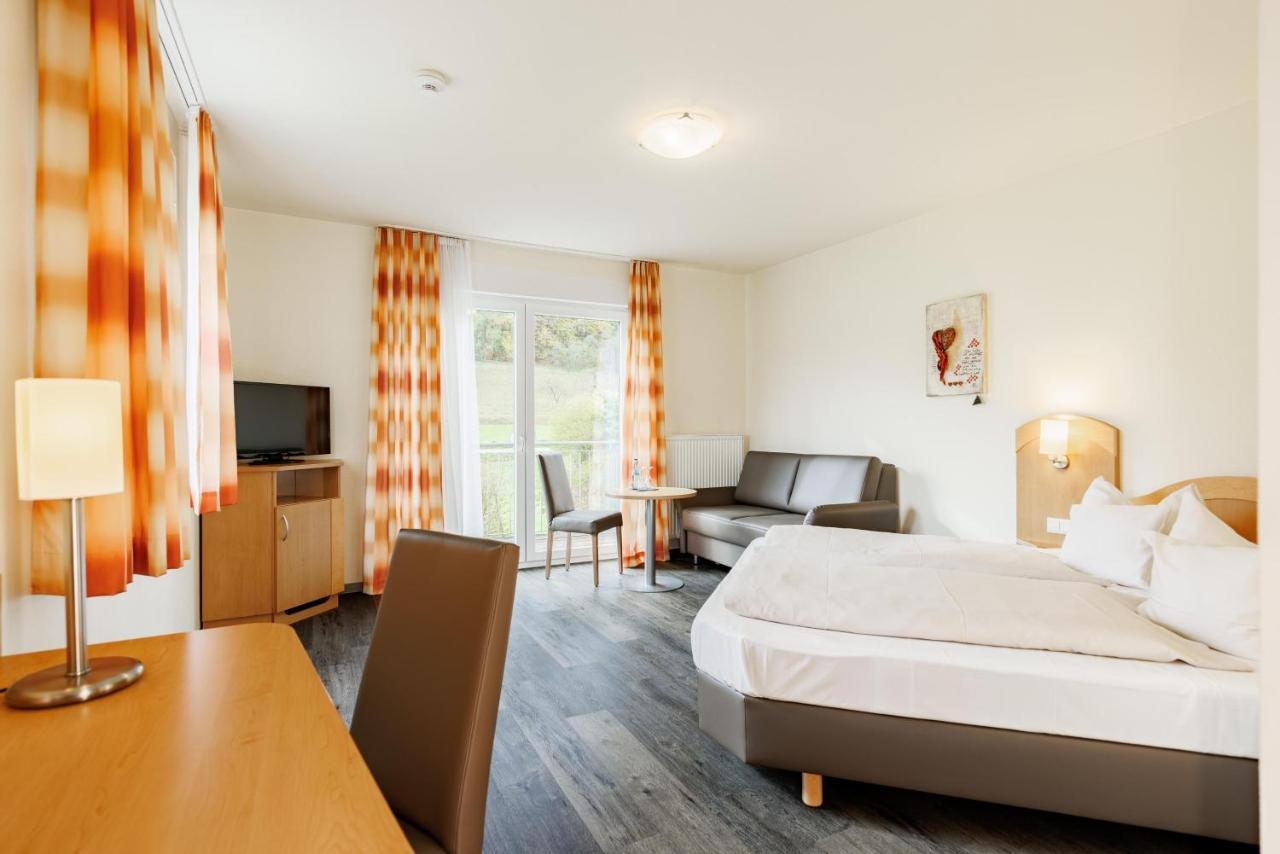 Hotel Restaurant Talblick Bad Ditzenbach Kültér fotó