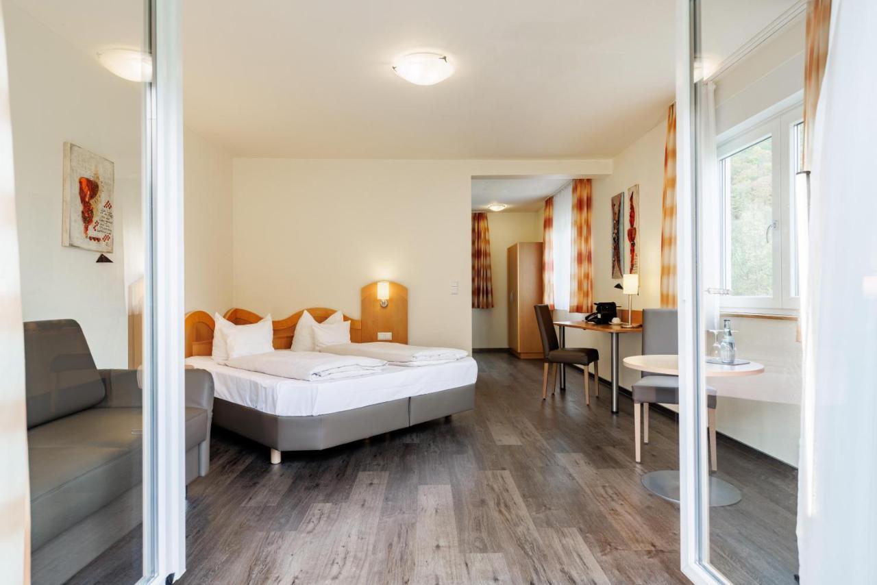 Hotel Restaurant Talblick Bad Ditzenbach Kültér fotó