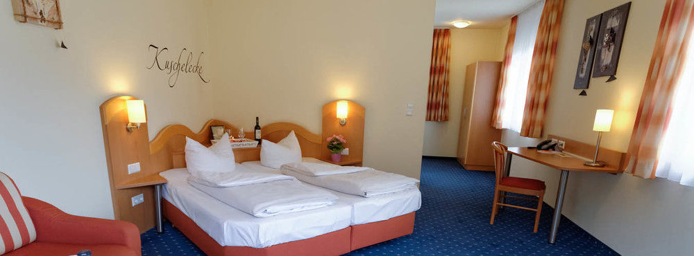 Hotel Restaurant Talblick Bad Ditzenbach Kültér fotó