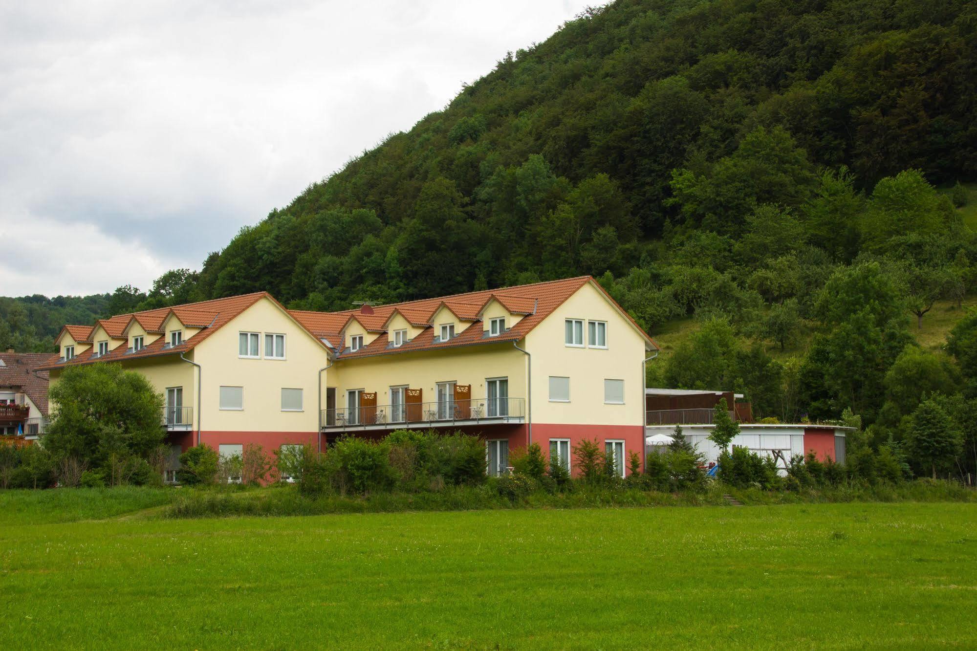 Hotel Restaurant Talblick Bad Ditzenbach Kültér fotó